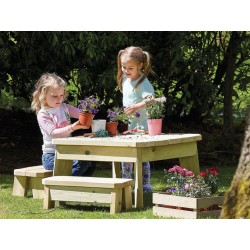 Table et banc d'extérieur